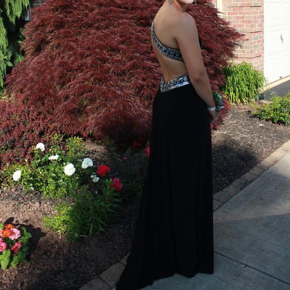 Prom Dress - Picture 2 of 3